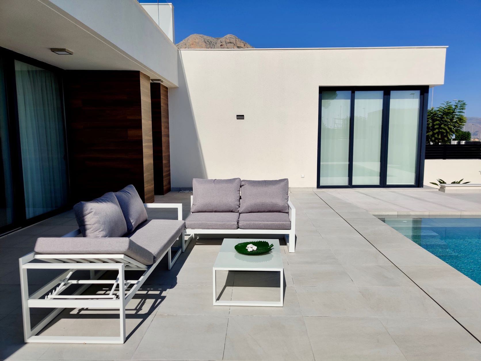 3 slaapkamer villa met uitzicht op zee in de buurt van Albir en Benidorm