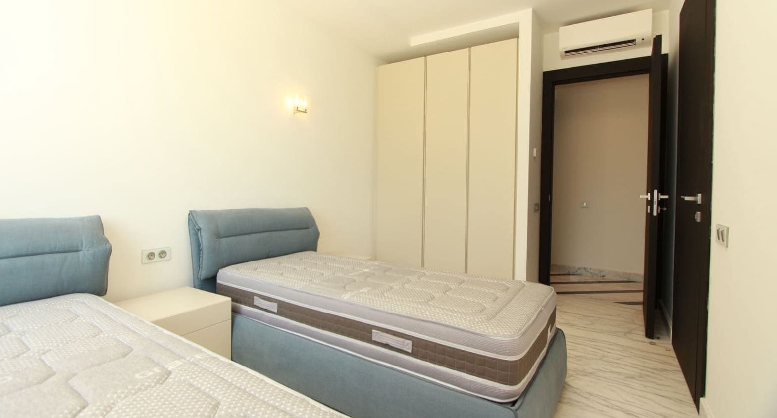 Villa met 4 slaapkamers en uitzicht op zee in Moraira