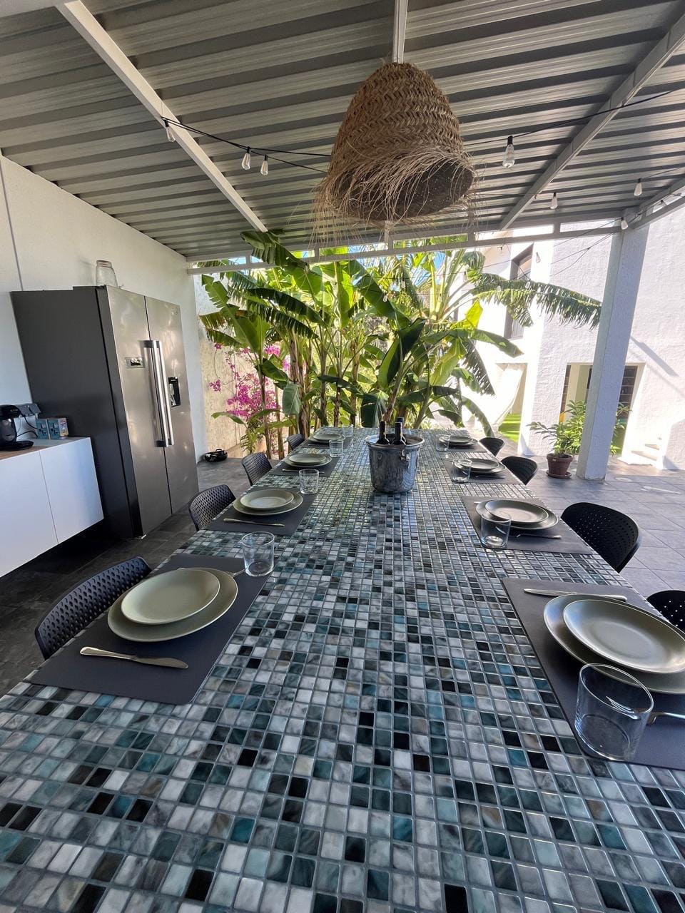 Villa moderne de 4 chambres à Dénia, à distance de marche de la plage.