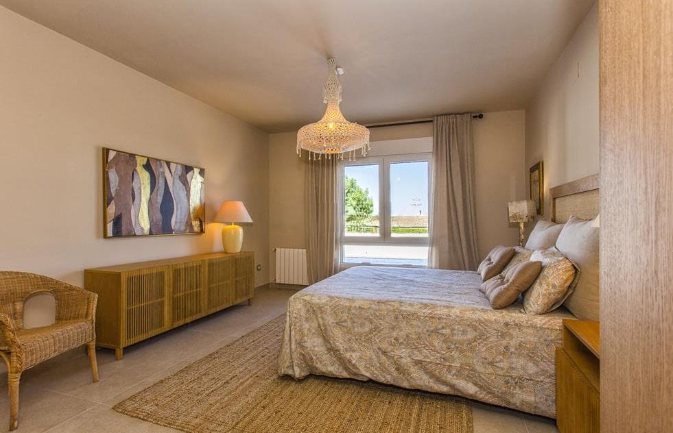 Villa zum Verkauf mit 4 Schlafzimmern und Pool in Denia, Alicante