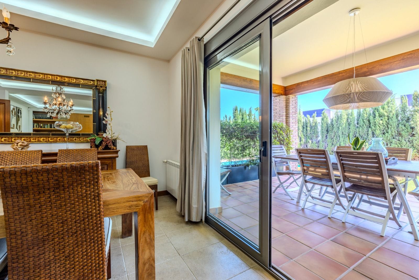 PRECIOSA VILLA EN DENIA MUY CERCA DEL PUEBLO