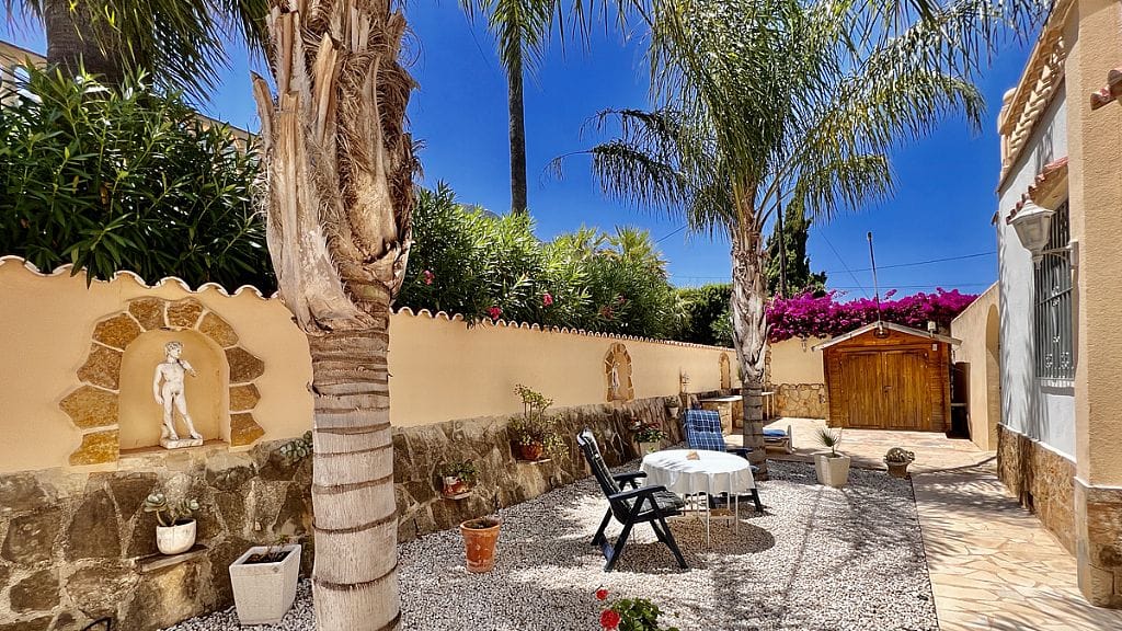Villa met privé zwembad en uitzicht in Santa Lucia gebied van Denia