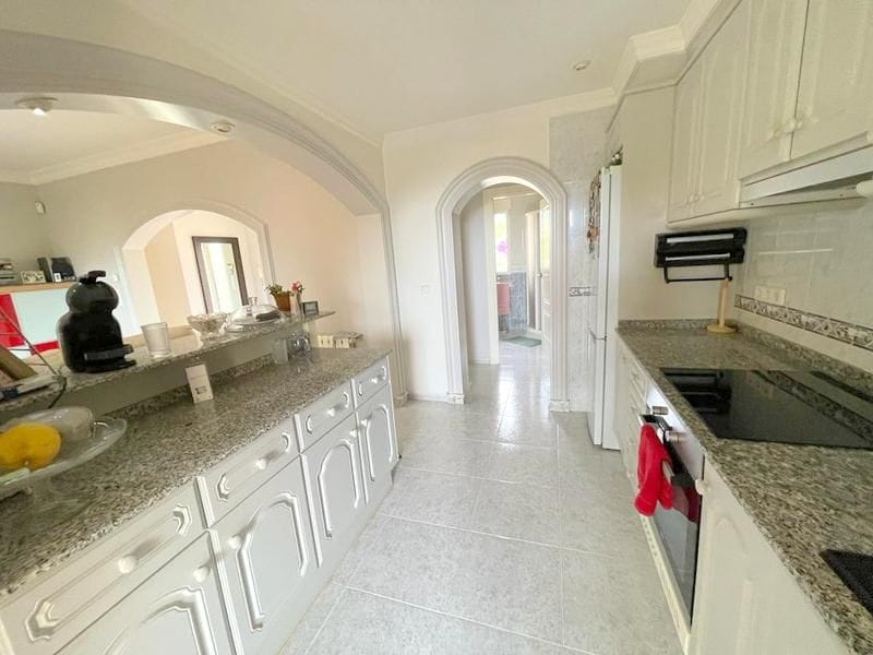 Belle villa à Denia avec vue sur la mer et le Montgó