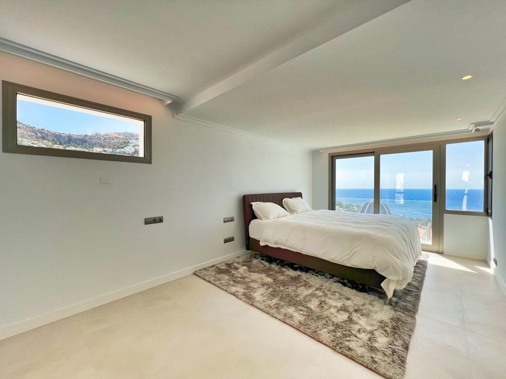 Villa moderna en Altea con vistas al mar