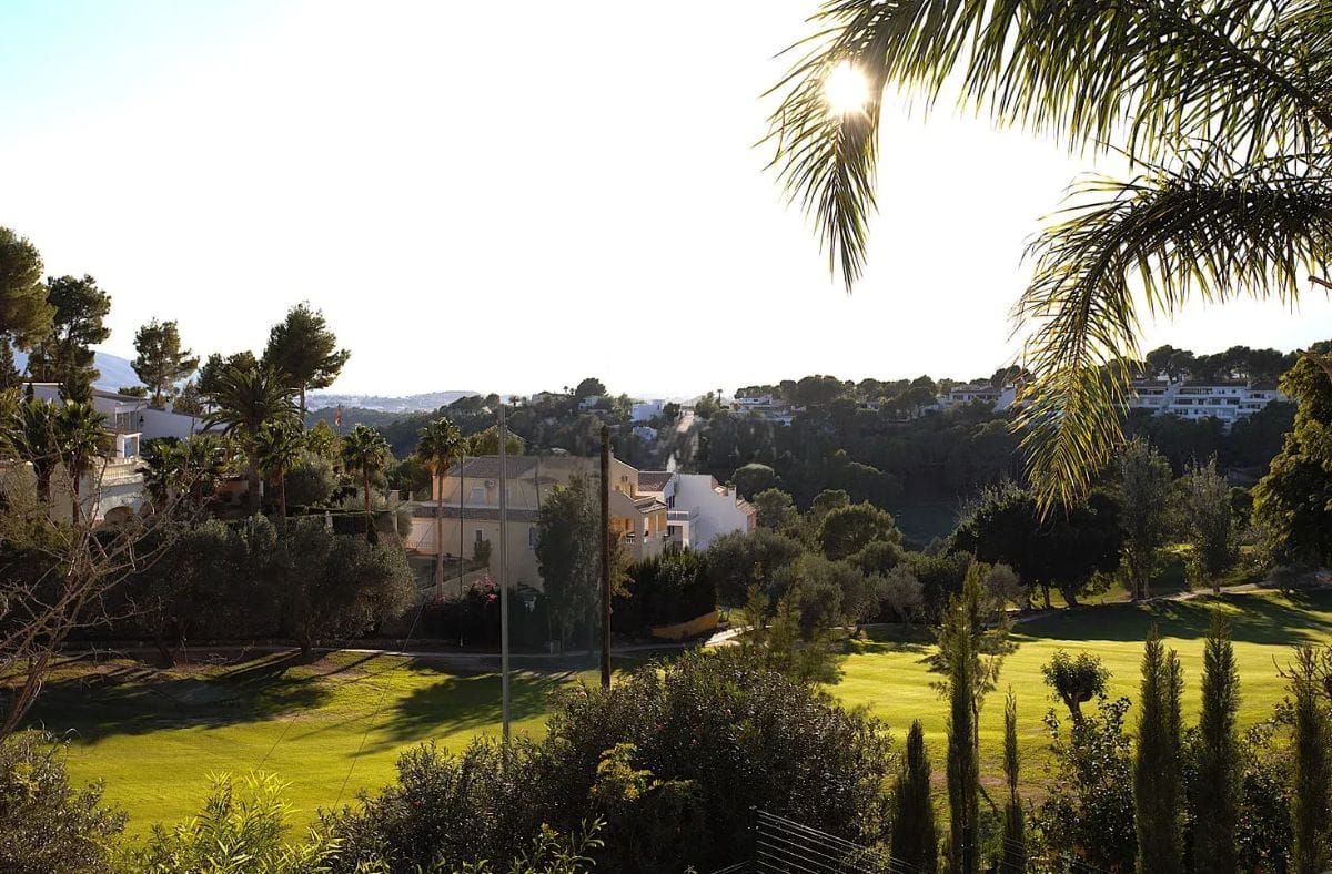 Villa en venta de 5 habitaciones con piscina en Altea
