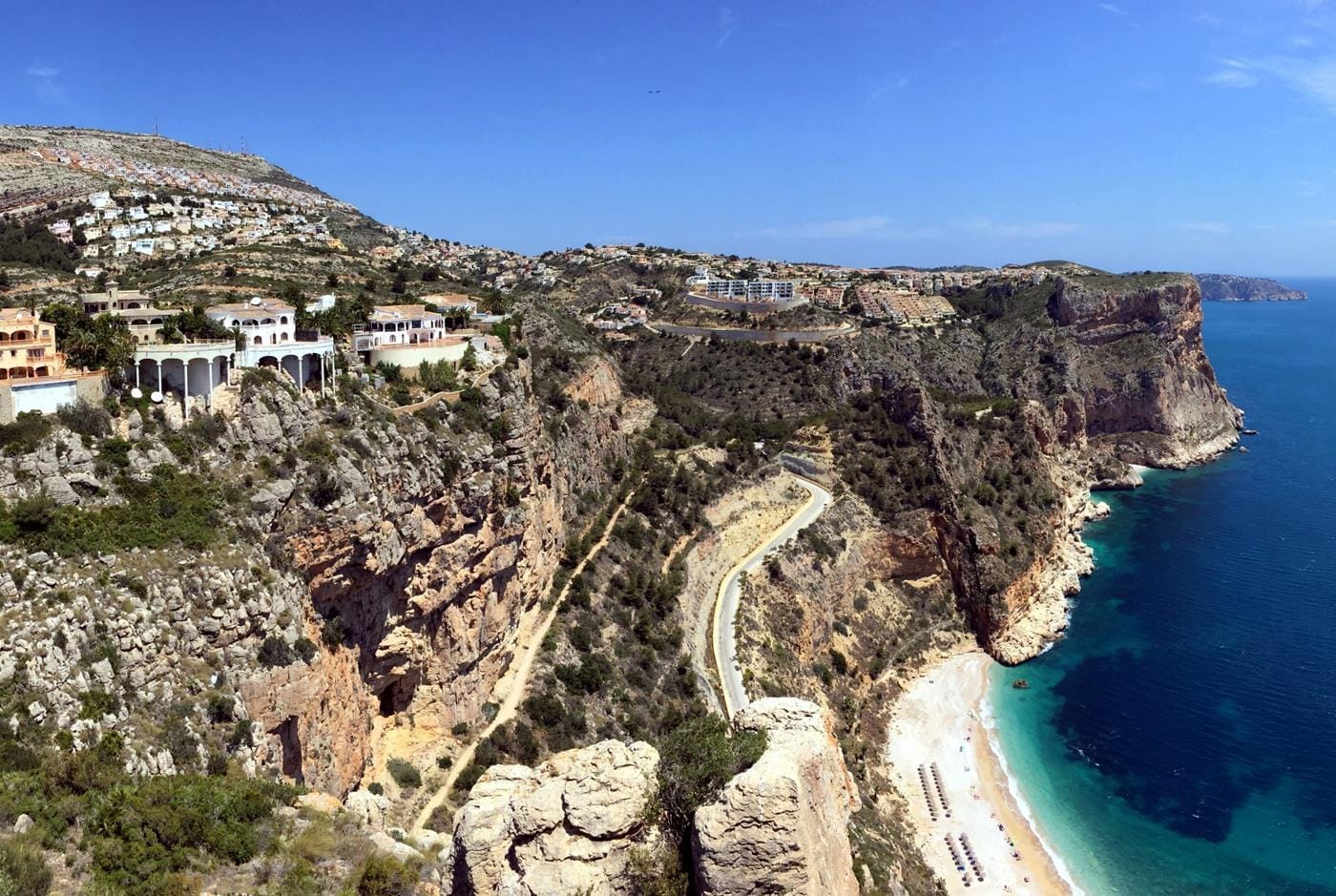 Villa con vistas al mar y cocina de verano en Cumbre del Sol