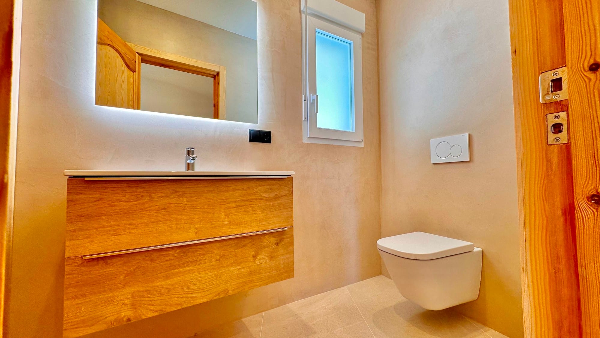 Venta. Chalet/Villa en Moraira