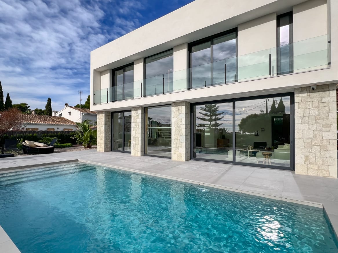 Venta. Chalet/Villa en Benissa