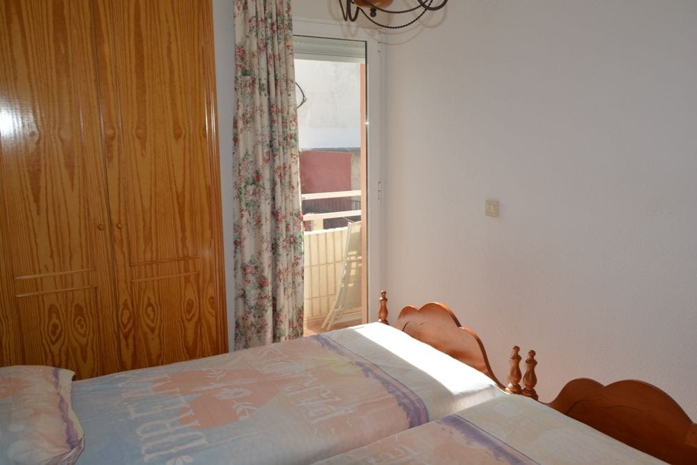Bel appartement en duplex très bien distribué avec de belles vues sur la mer et le Montgo,