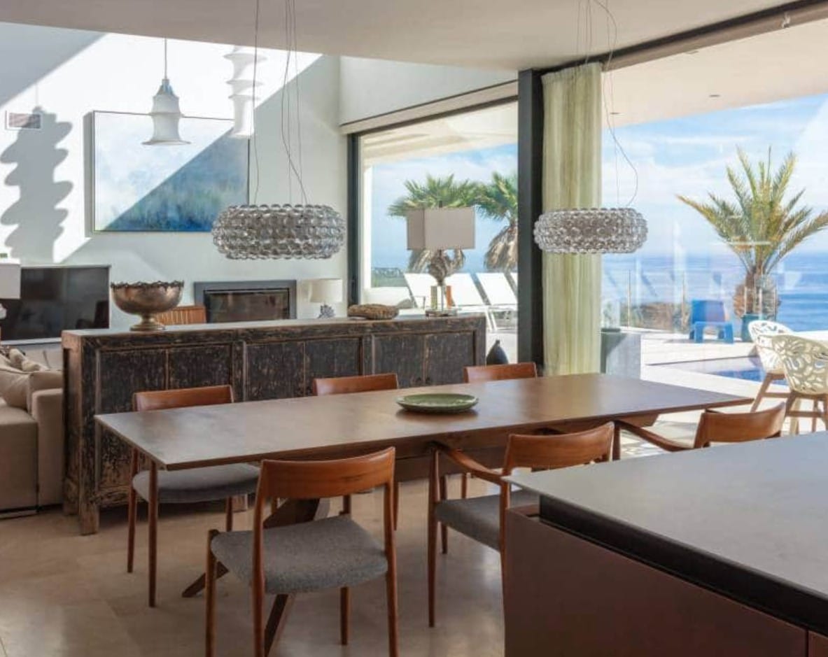 Villa de lujo con vistas panorámicas al mar en Moraira – diseño moderno, piscina climatizada
