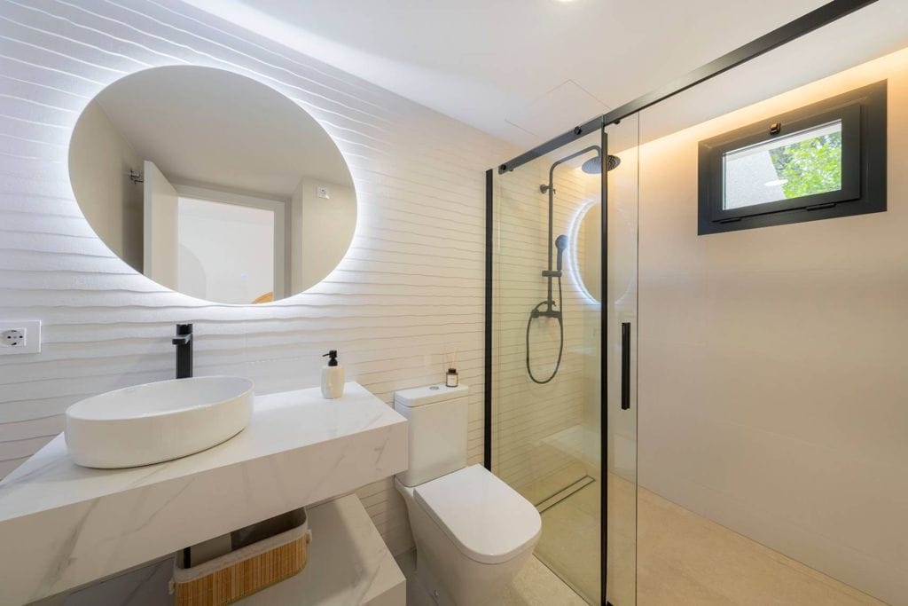 Exclusiva villa de estilo ibicenco en Altea con vistas al mar y piscina privada