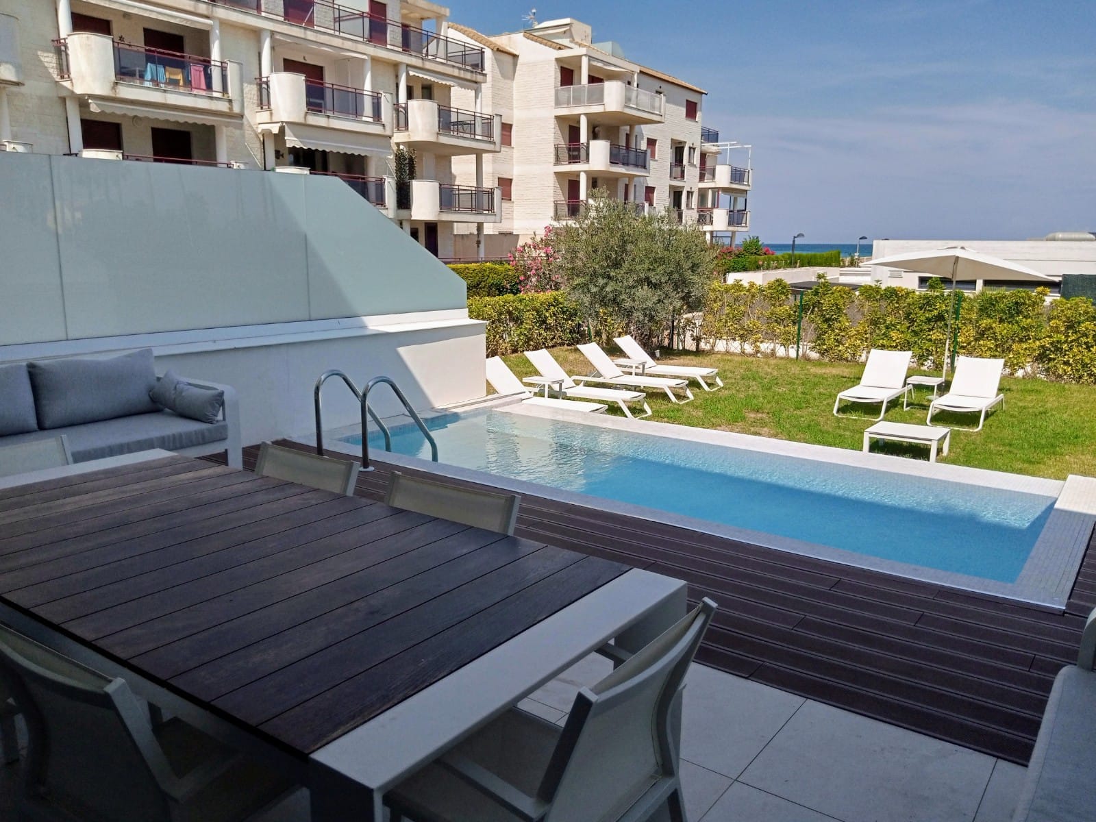 Exclusivo apartamento de Lujo - primera linea con Acceso Directo a la Playa Denia
