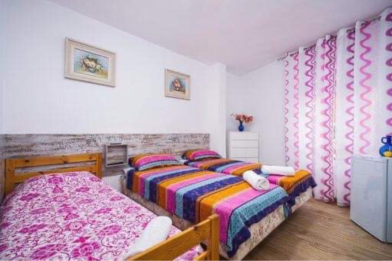 Hostal con licencia turística en venta en el centro de Denia