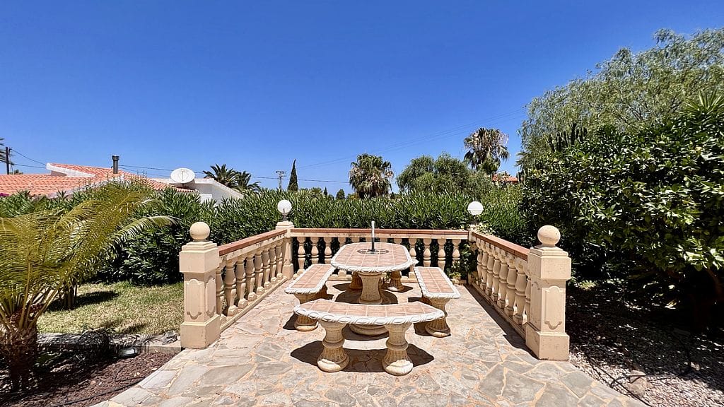 Villa met privé zwembad en uitzicht in Santa Lucia gebied van Denia