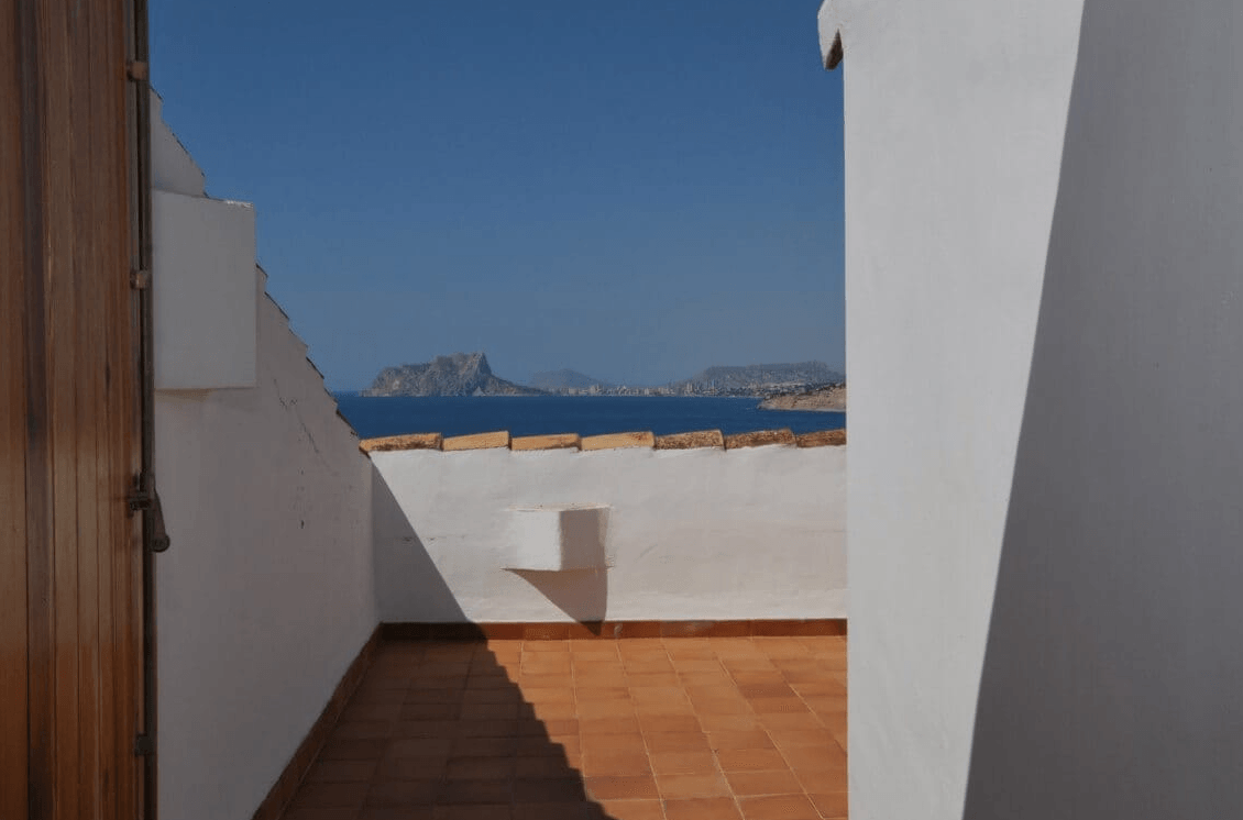 Impresionante Villa Mediterránea con Vistas Panorámicas al Mar en El Portet, Moraira