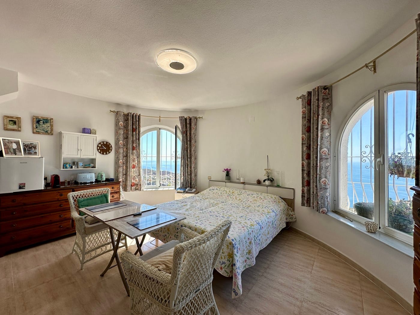 Spectaculaire villa met uitzicht op zee in Cumbre del Sol