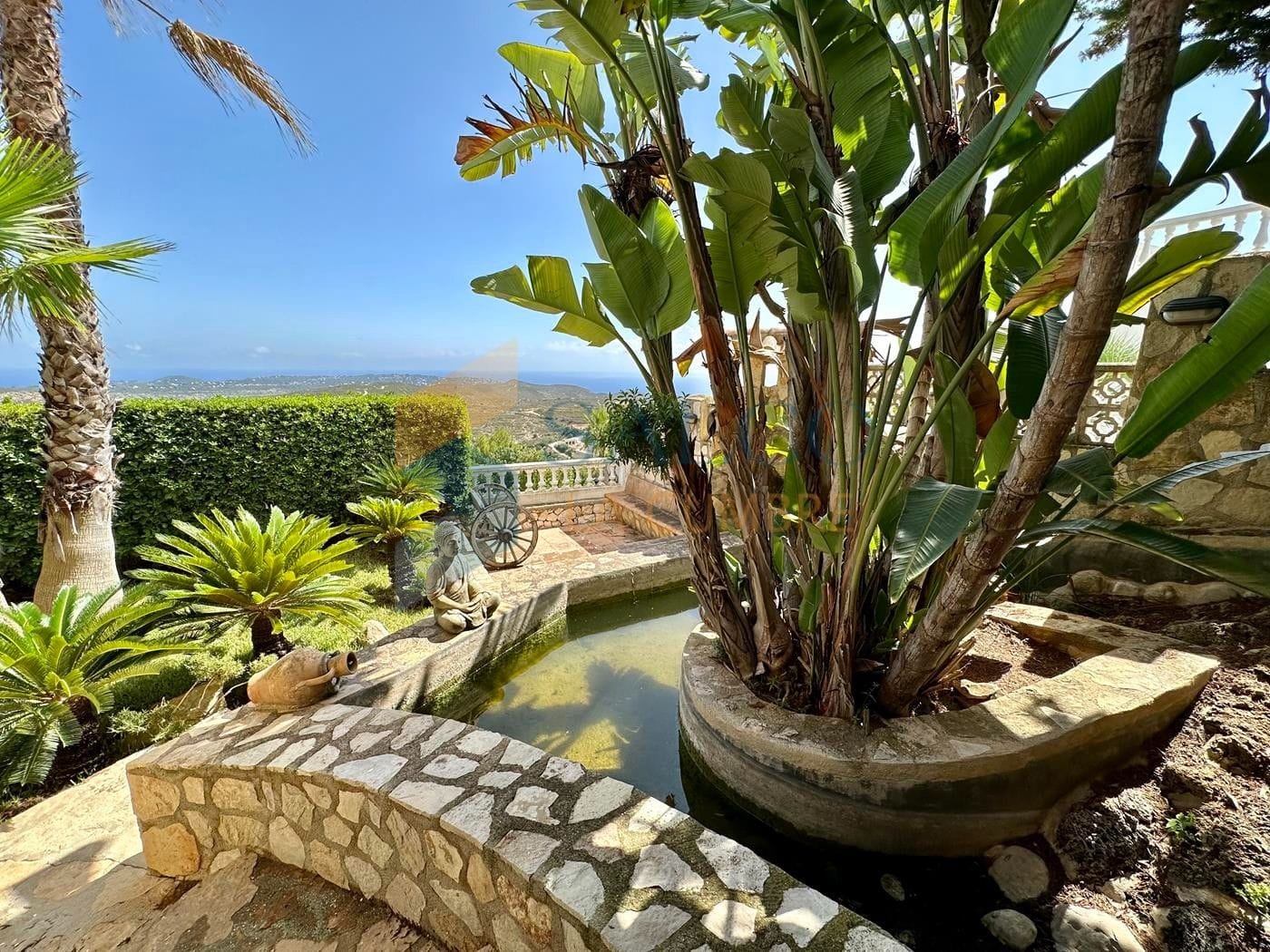 Villa met zwembad, tuin en uitzicht op zee in Cumbre del Sol