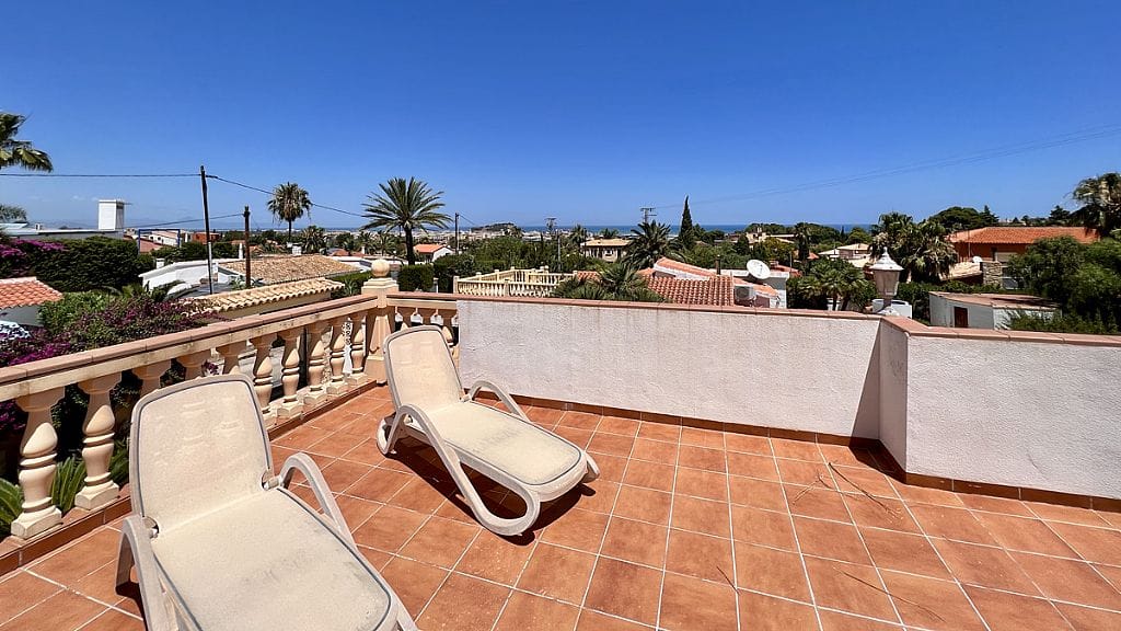 Villa met privé zwembad en uitzicht in Santa Lucia gebied van Denia