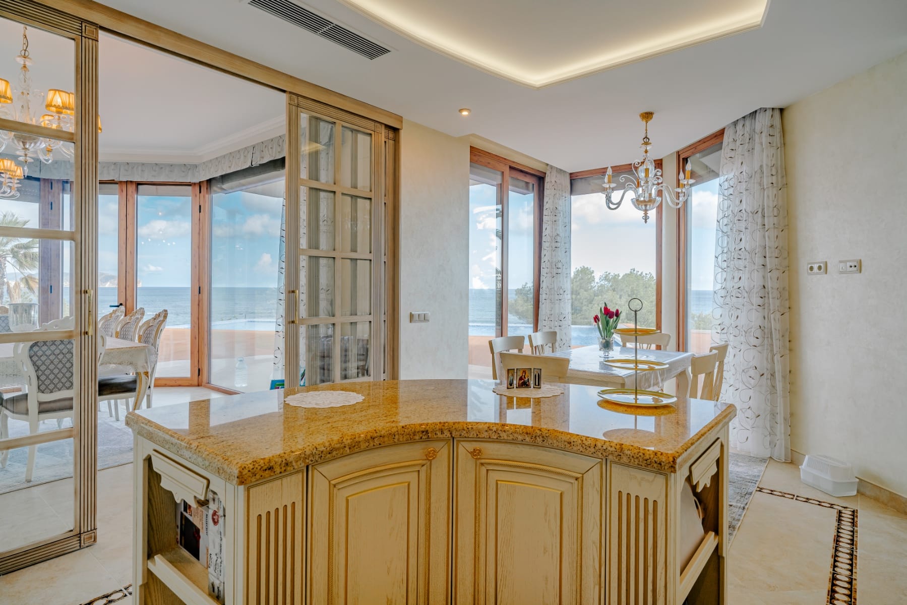 Verkoop. Villa in Benissa
