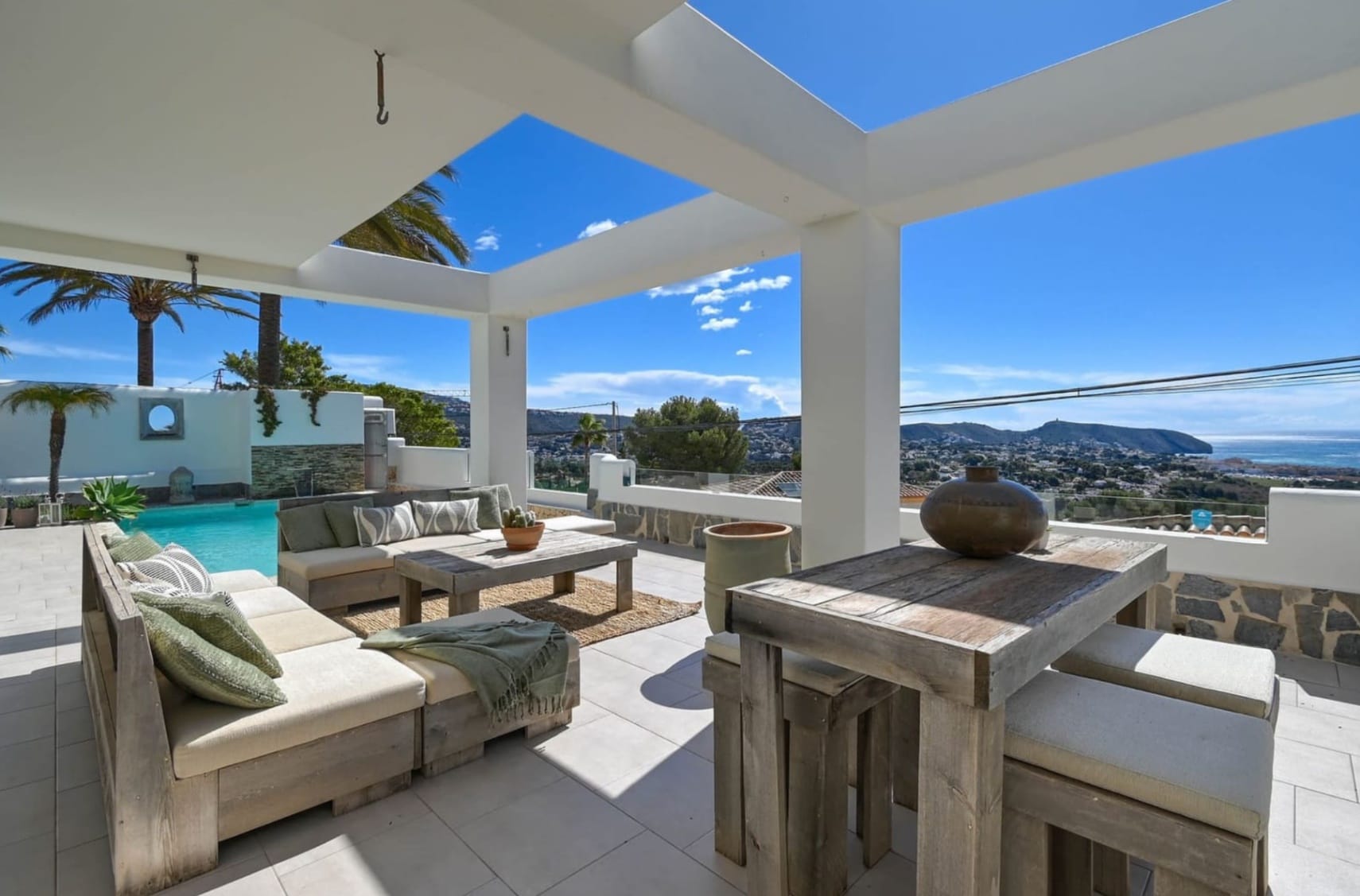 Villa de lujo con vistas panorámicas al mar en una de las zonas más exclusivas de Moraira