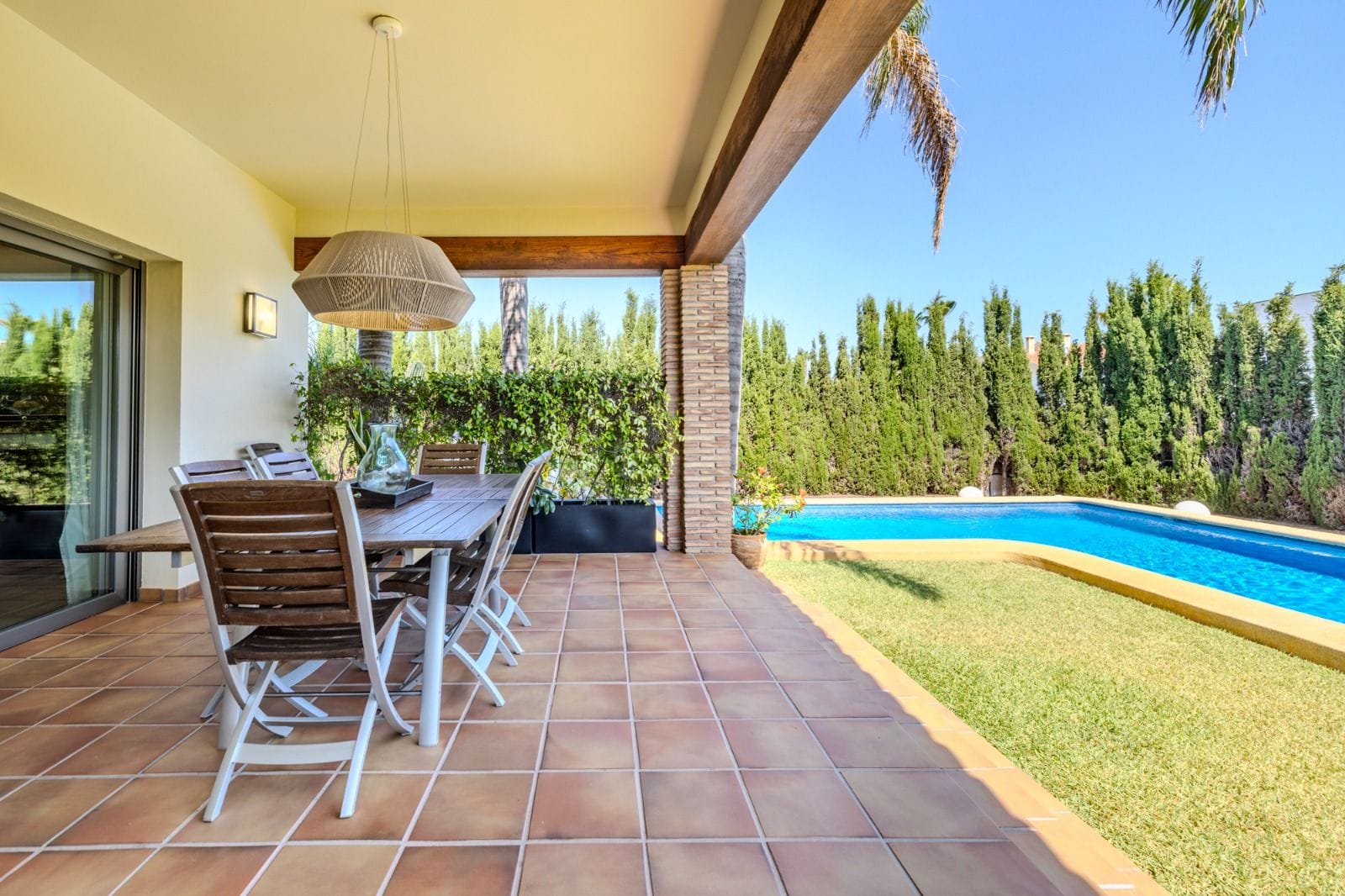 PRECIOSA VILLA EN DENIA MUY CERCA DEL PUEBLO