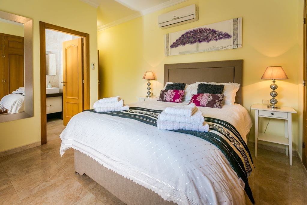 Venta. Chalet/Villa en Jávea