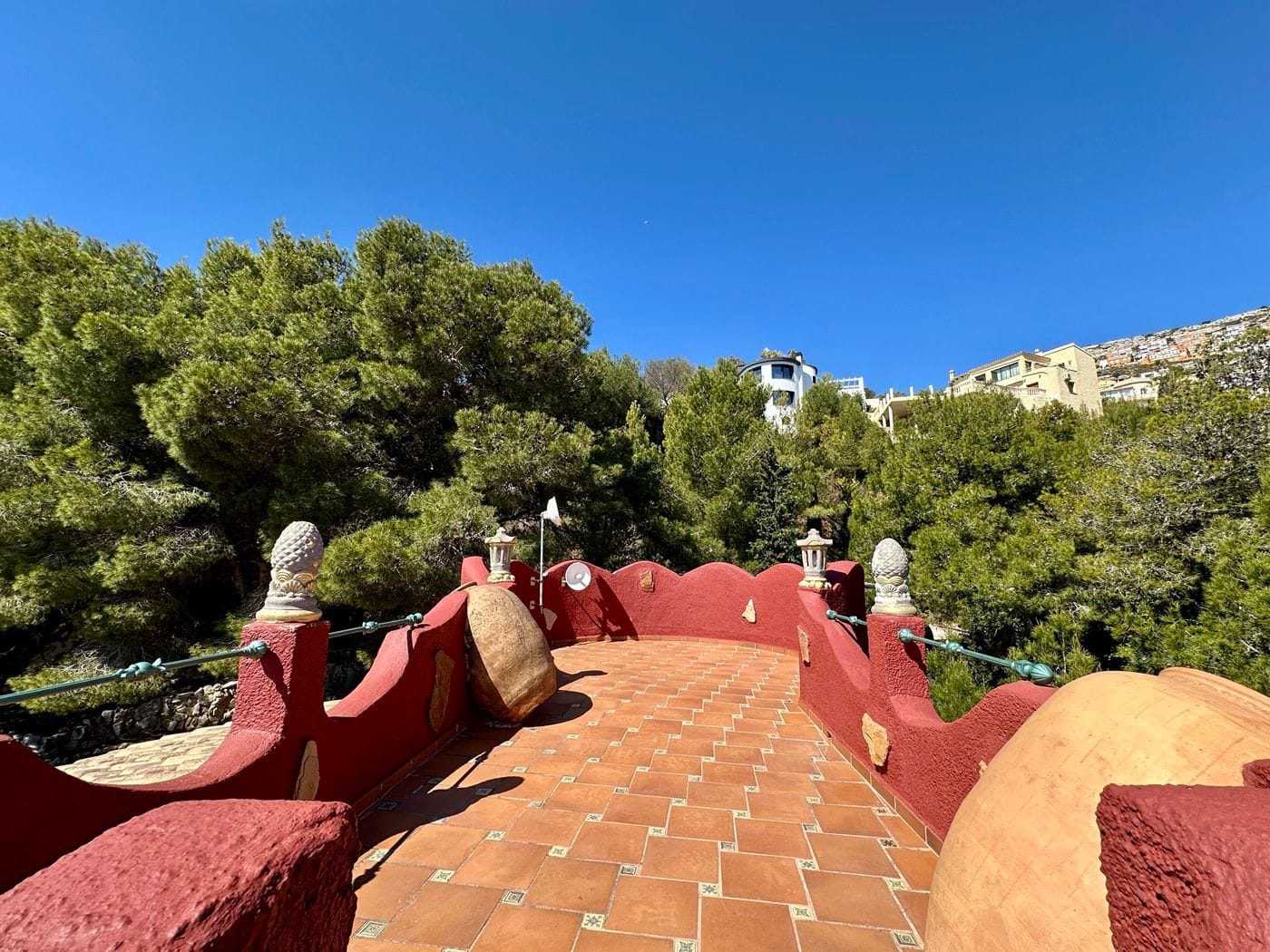 Villa estilo castillo monumental en Cumbre del Sol