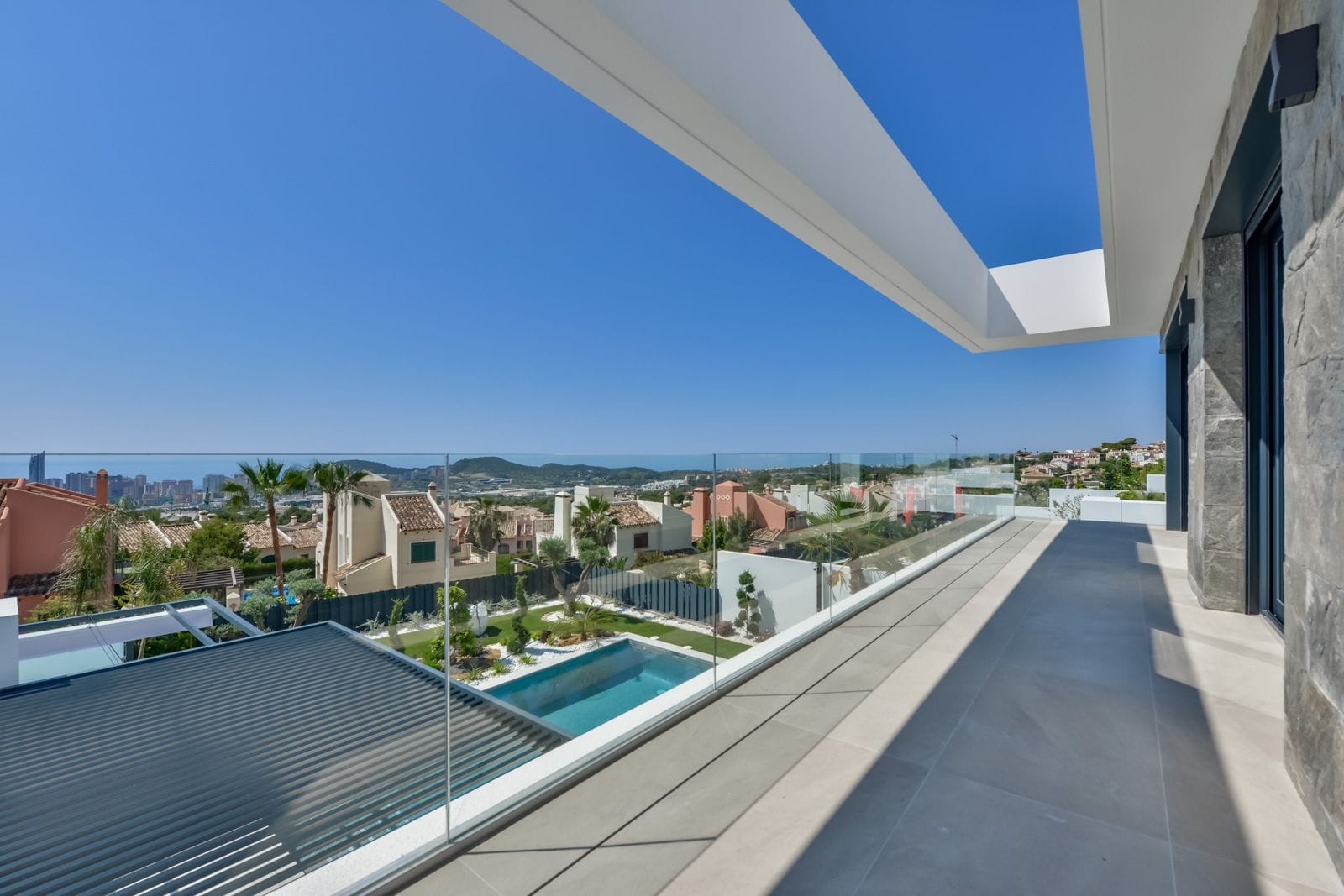 Magnífica villa moderna con vistas al mar en Benidorm