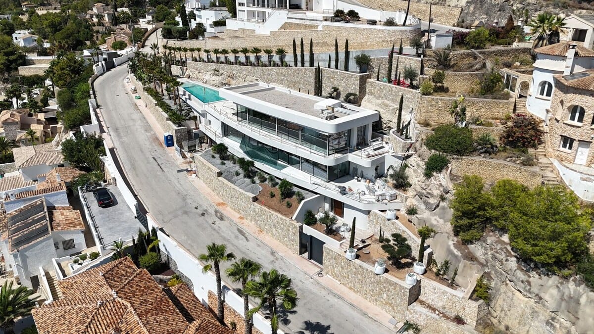 Exclusieve luxe villa in Benissa met panoramisch zeezicht