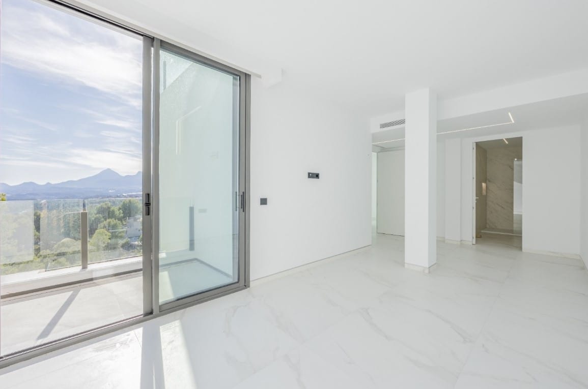 Villa de lujo con vistas panorámicas al mar en Altea Hills