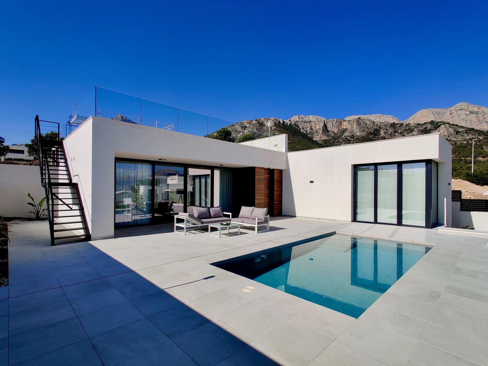 3 slaapkamer villa met uitzicht op zee in de buurt van Albir en Benidorm