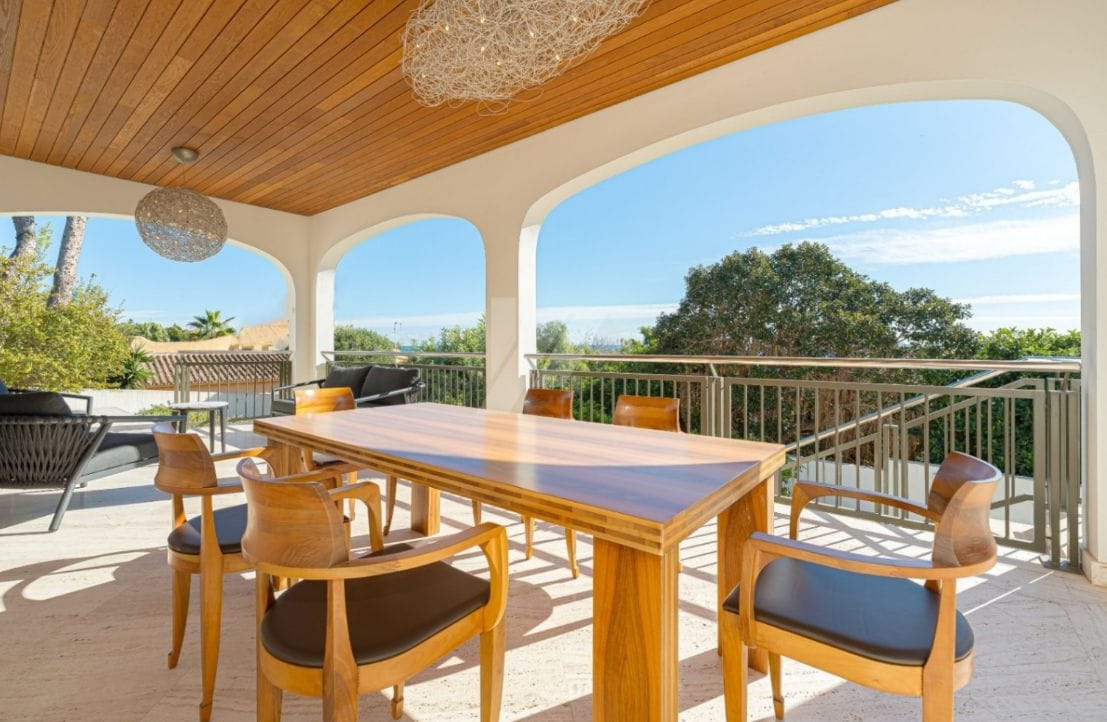 Villa met 4 slaapkamers en uitzicht op zee in Moraira
