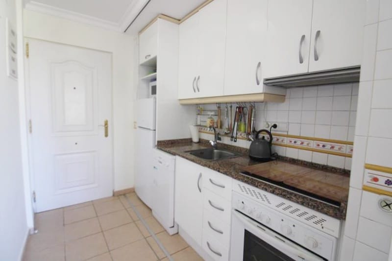 Apartamento con dos terrazas a pocos pasos de la playa en Oliva Nova