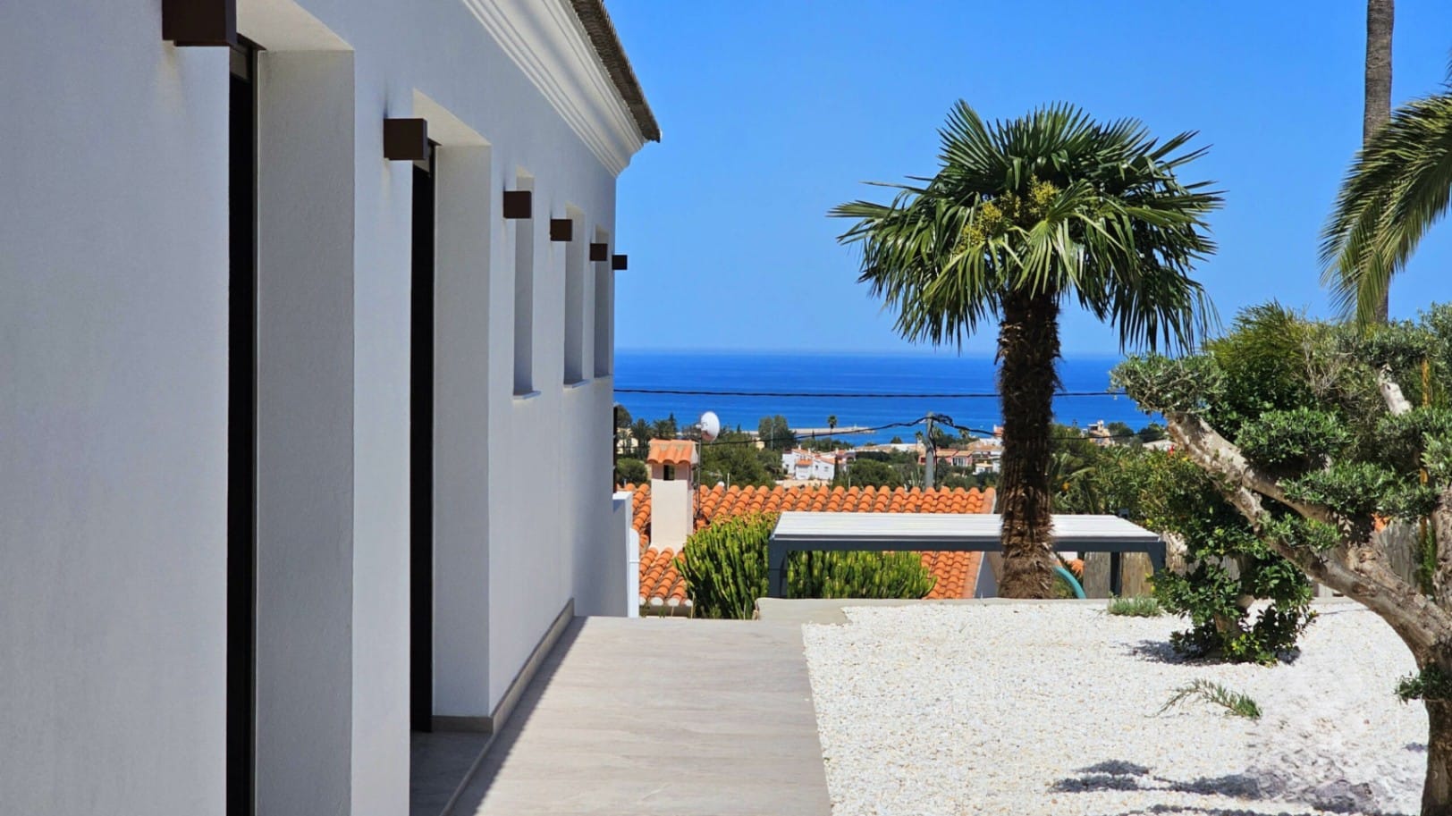 Villa mit 4 Schlafzimmern in Denia, Montgó