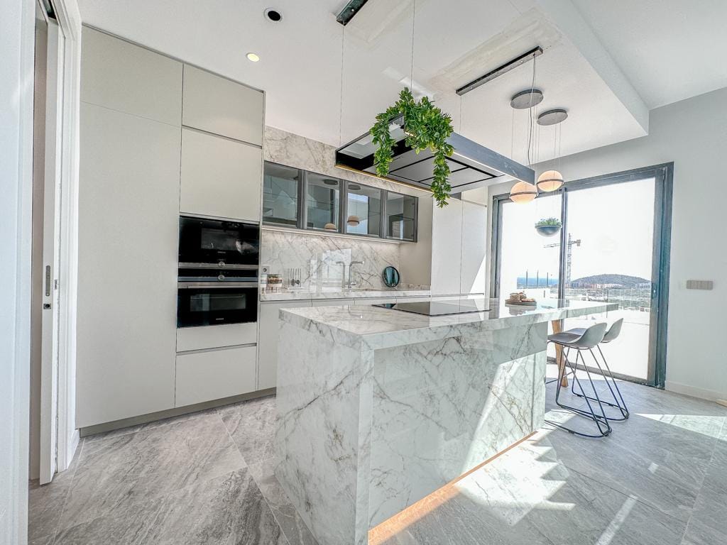 Luxusvilla in Sierra Cortina, Finestrat, 4 Schlafzimmer