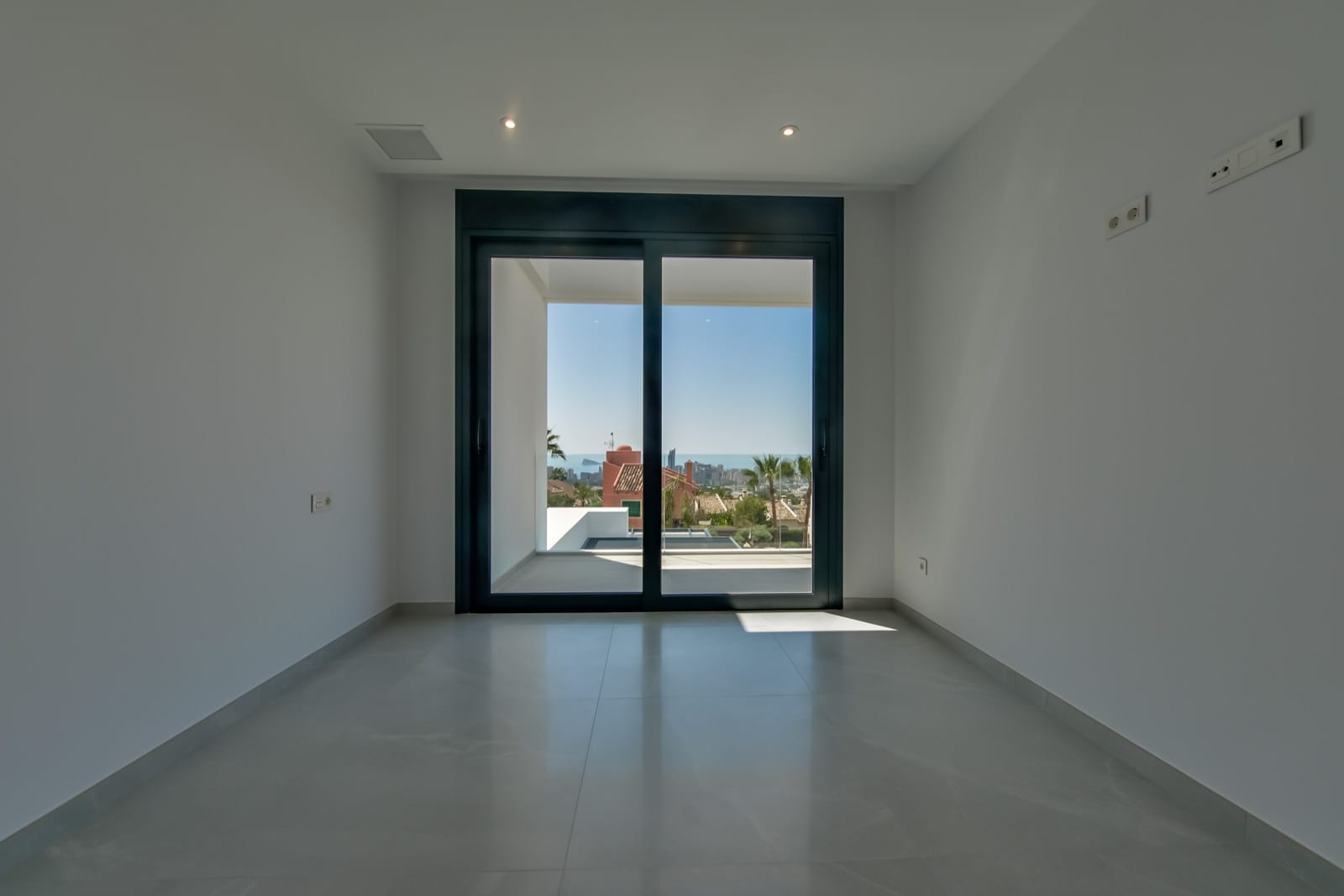 Magnífica villa moderna con vistas al mar en Benidorm