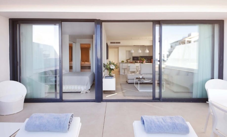 Exclusivo apartamento de Lujo - primera linea con Acceso Directo a la Playa Denia