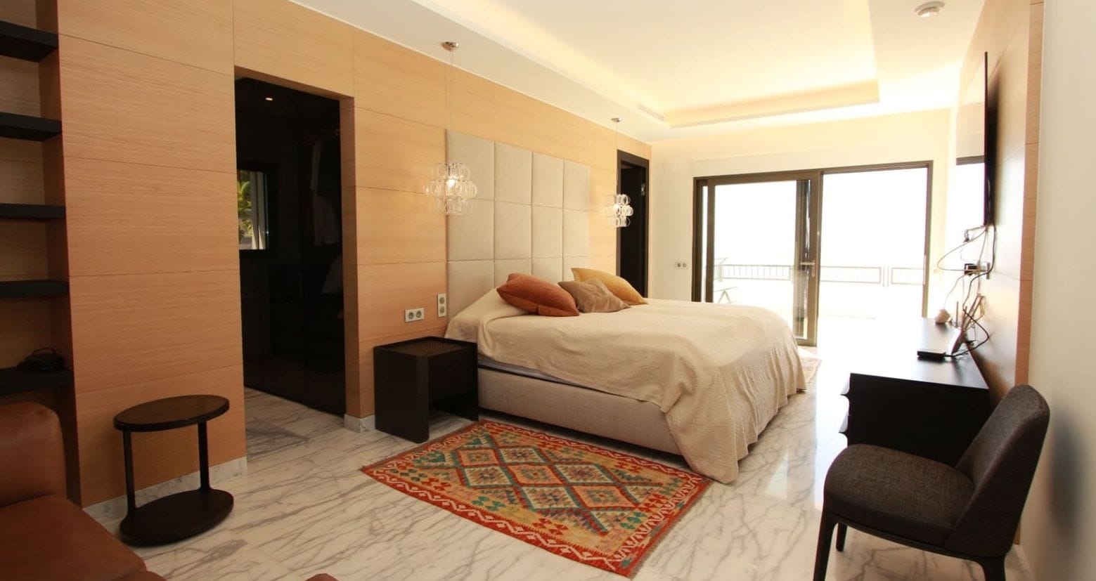 Villa met 4 slaapkamers en uitzicht op zee in Moraira