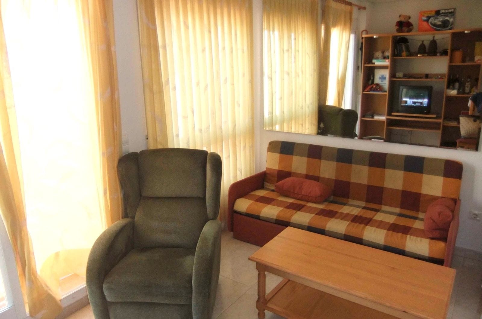 Penthouse op de 1e lijn van het strand met uitzicht op zee
