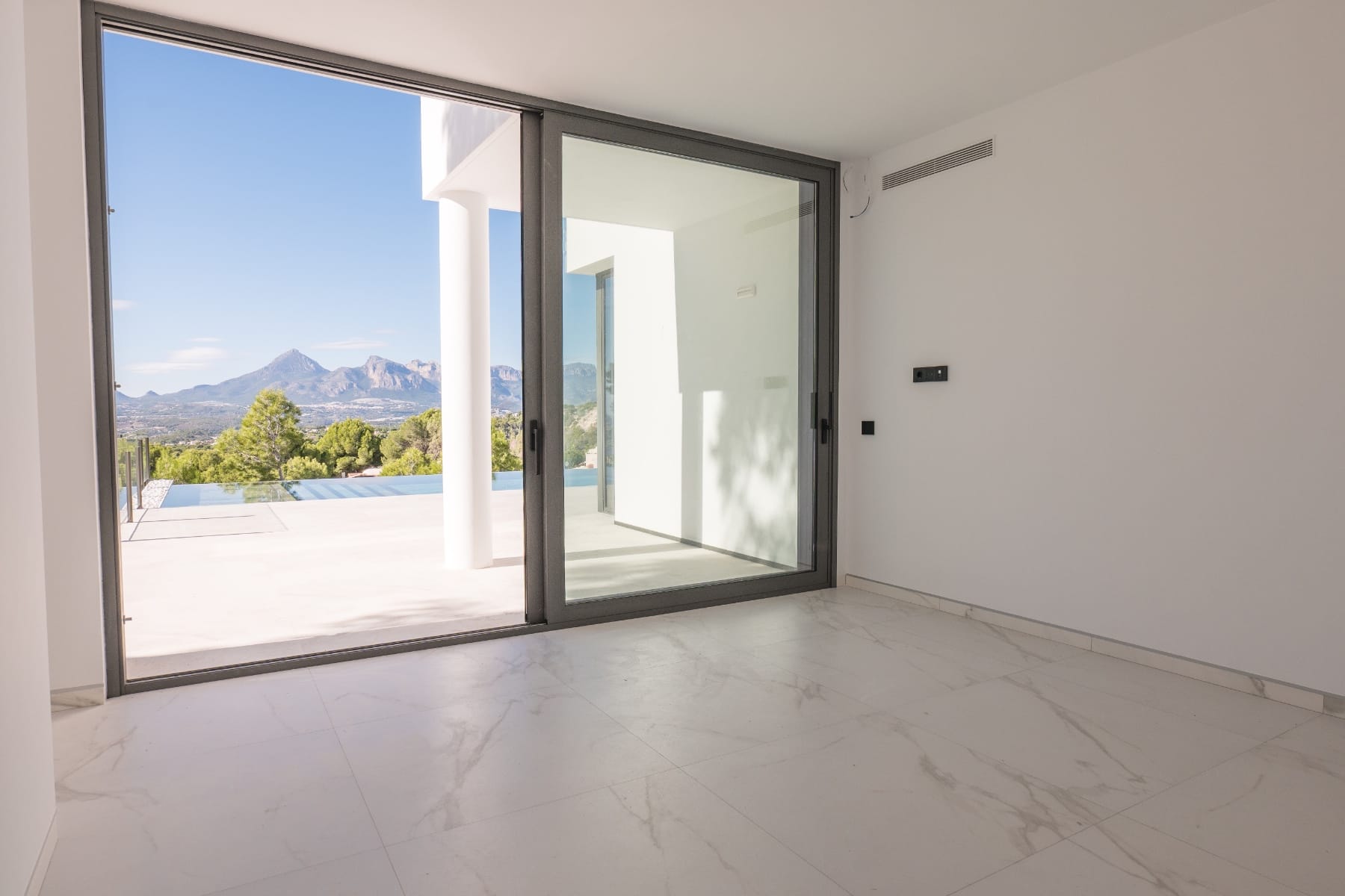 Venta. Chalet/Villa en Altea