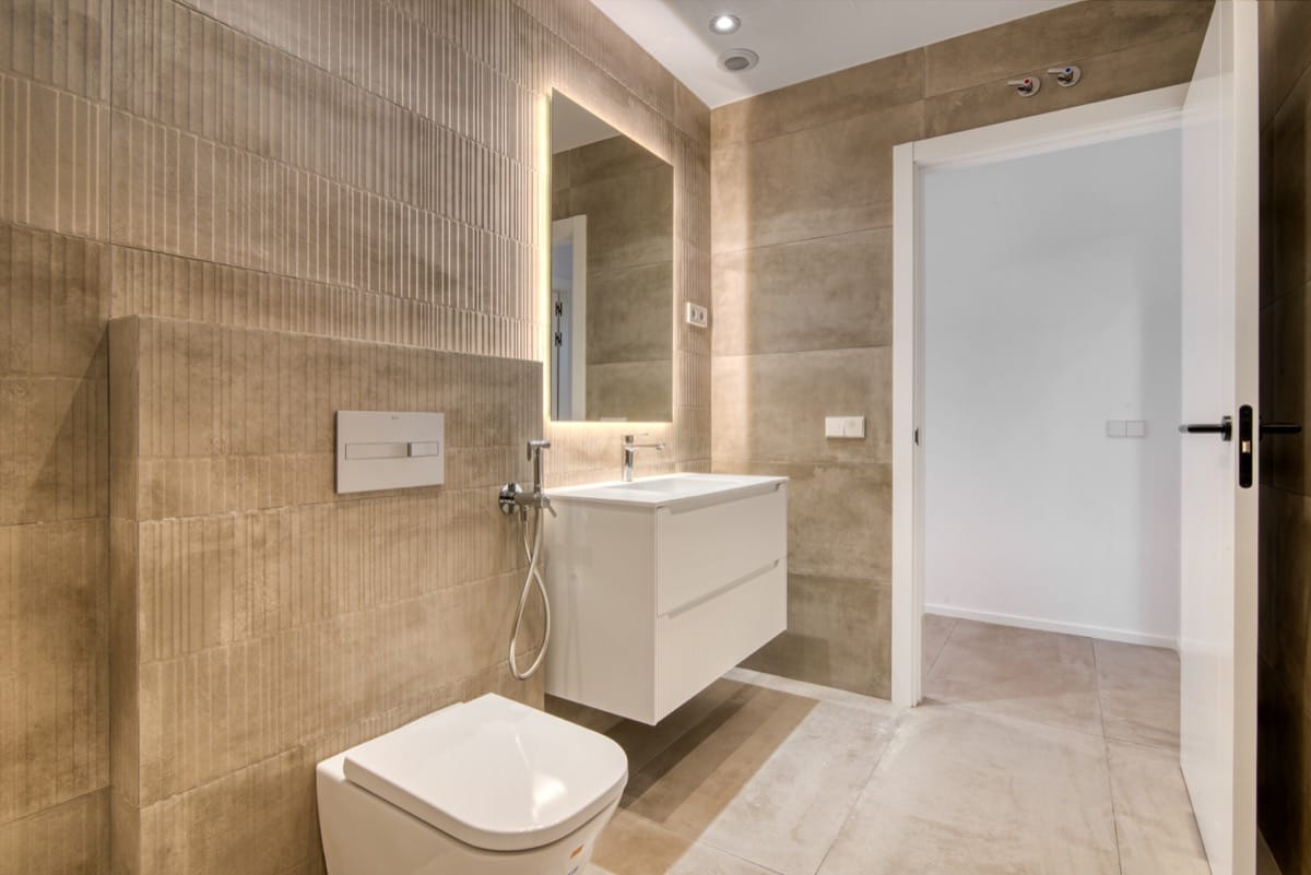 Luxury Villa with Sea Views and Natural Surroundings in Dénia