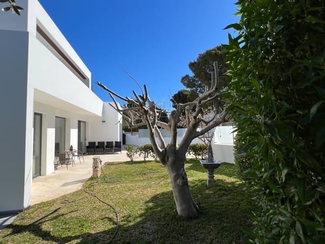 VILLA MODERNE EXCLUSIVE À VENDRE À MORAIRA