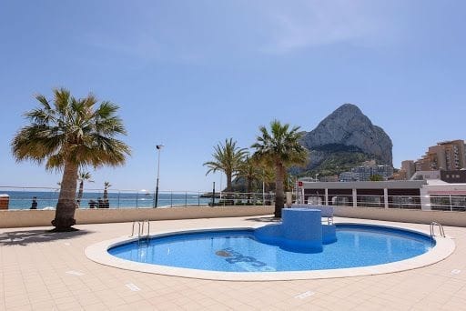 Appartement spacieux à vendre sur le front de mer de La Fossa à Calpe.