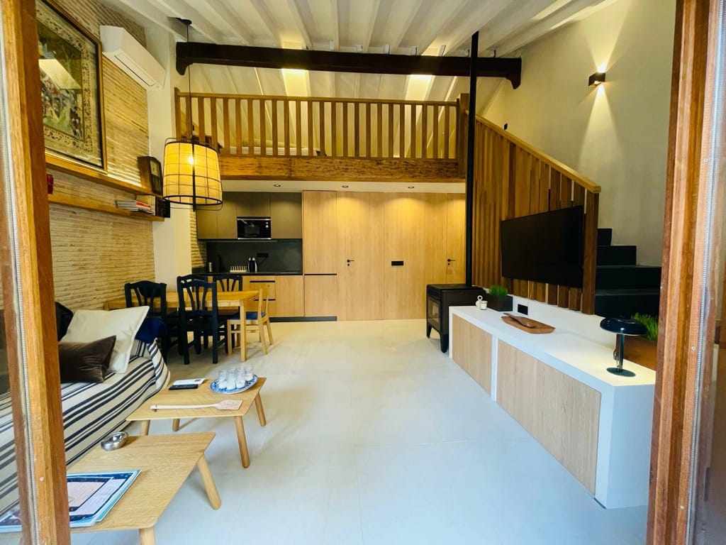 CBHX5295 - Casa de pueblo reformada en el centro de Dénia, con licencia turística