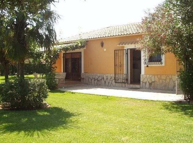 Finca rústica en Venta en Dénia, Alicante