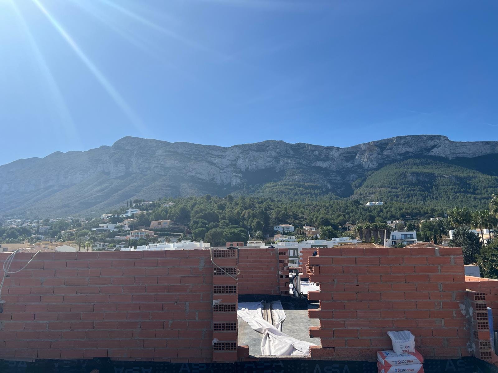 Apartamento de 2 dormitorios en la segunda planta en Dénia
