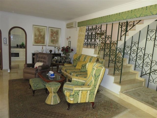 CHALET EN BENISSA 1ª LINEA