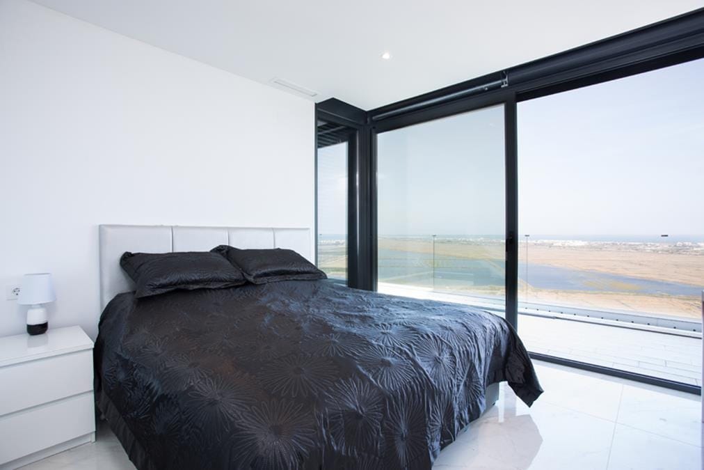 Impresionante villa de nueva construcción en venta con vistas al mar