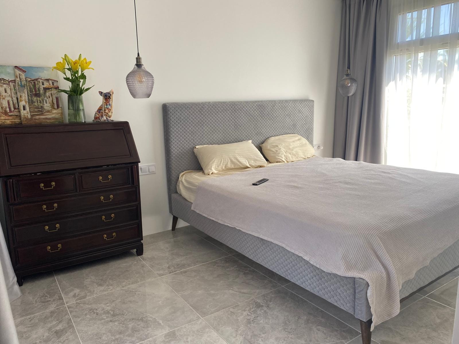 Villa moderne de 4 chambres à Dénia, à distance de marche de la plage.