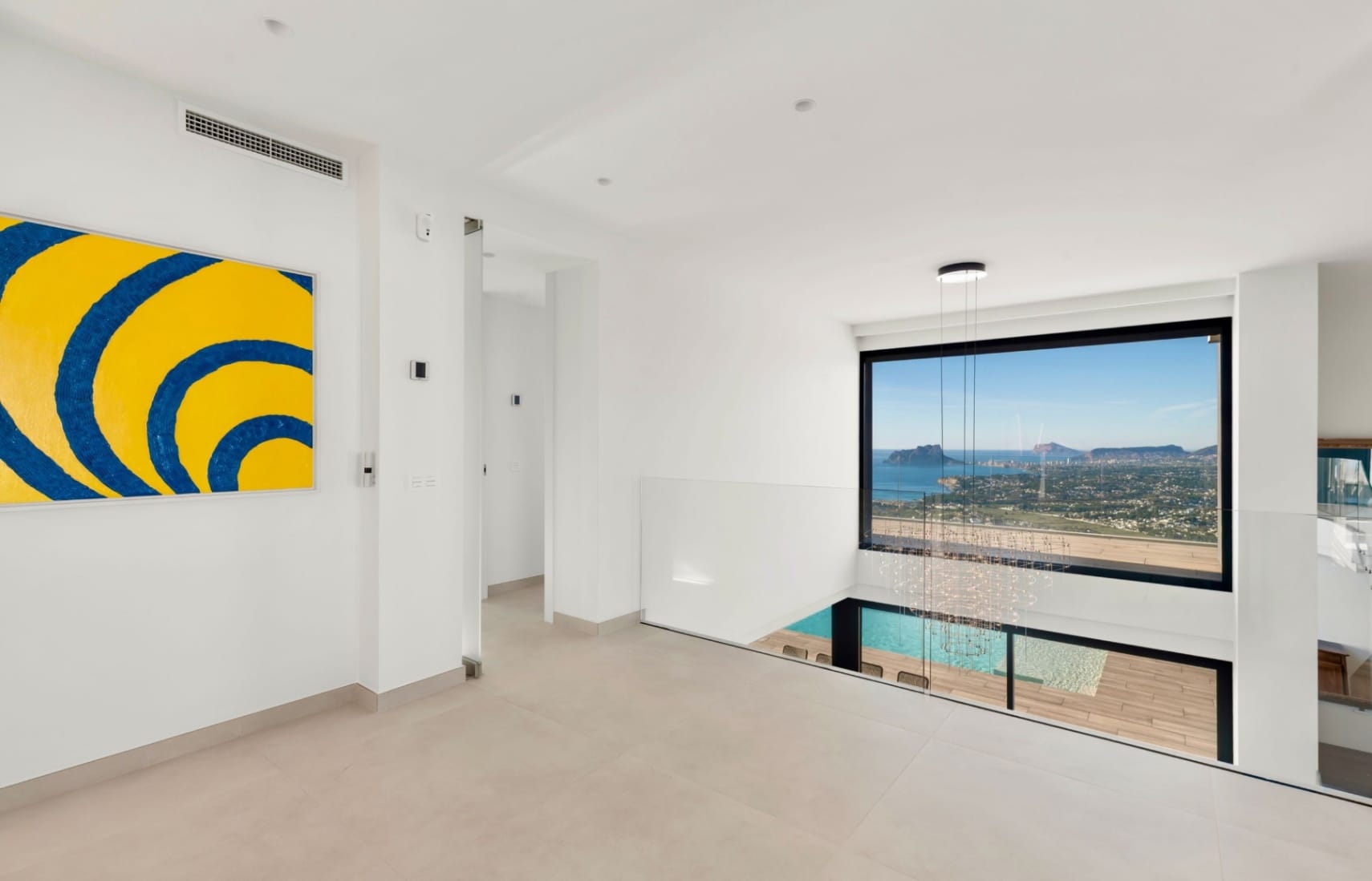 Luxe villa in Moraira met panoramisch uitzicht op zee